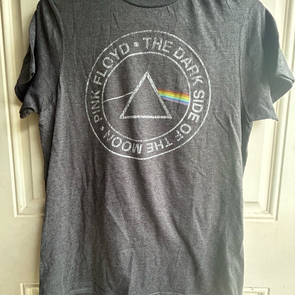 Pink Floyd Gray Short Sleeve Tee with Prism Rainbow Graphic